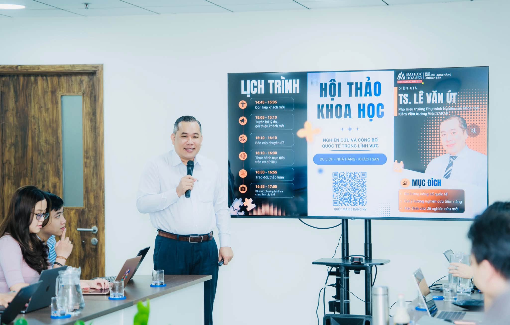 Từ thực tiễn ngành đến công bố quốc tế trong lĩnh vực Du lịch – Nhà hàng – Khách sạn